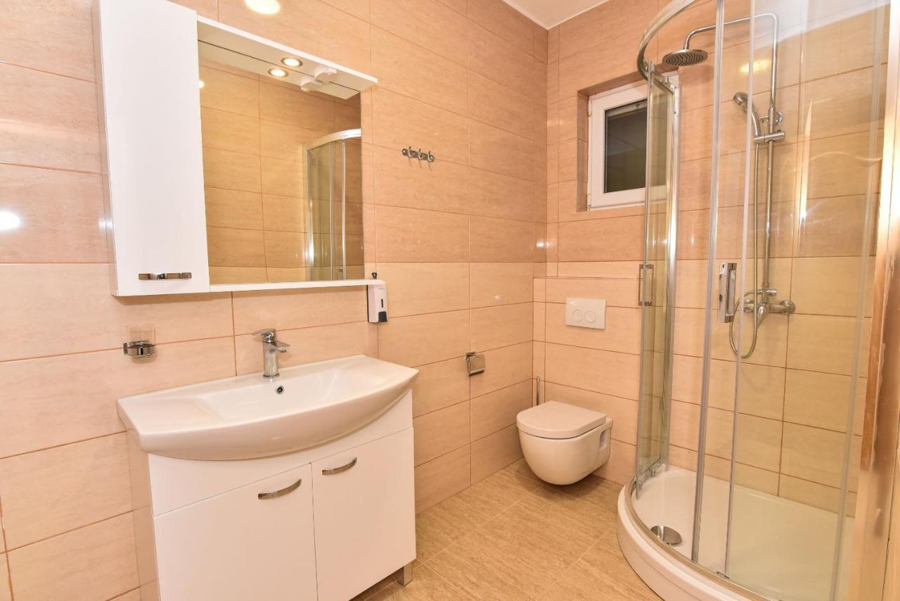 Apartment Sana 1 Vir Eksteriør billede