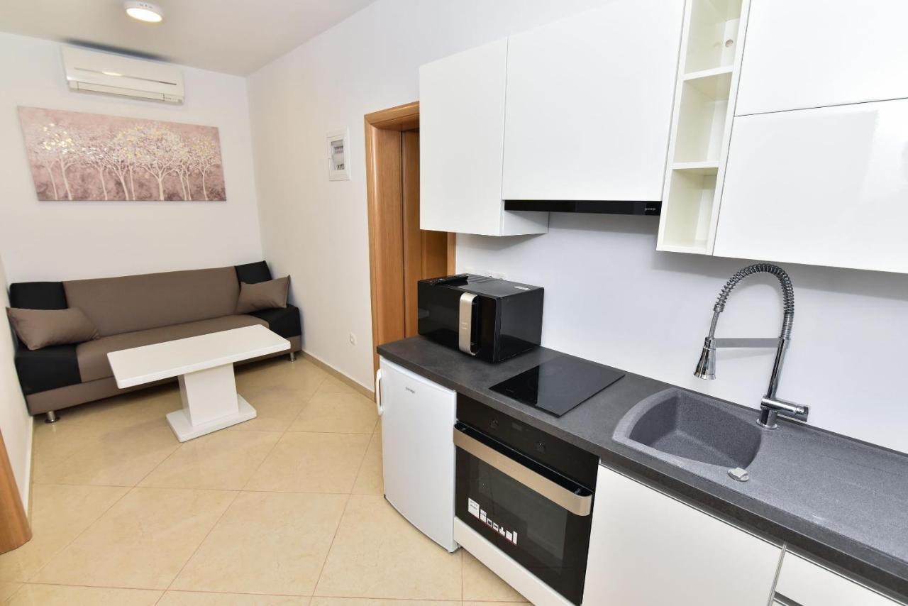 Apartment Sana 1 Vir Eksteriør billede