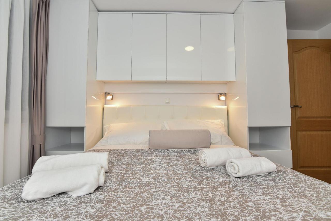 Apartment Sana 1 Vir Eksteriør billede