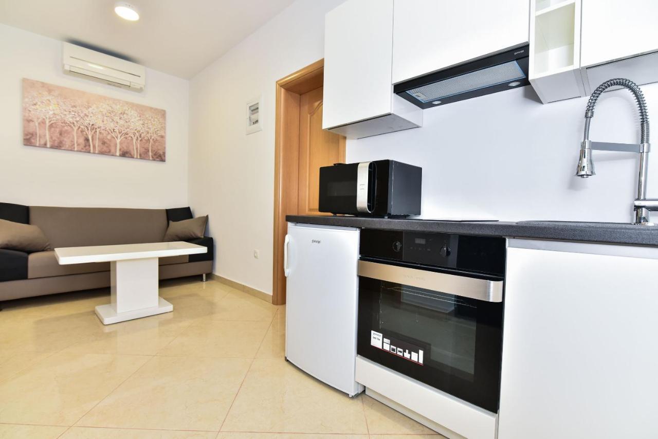 Apartment Sana 1 Vir Eksteriør billede
